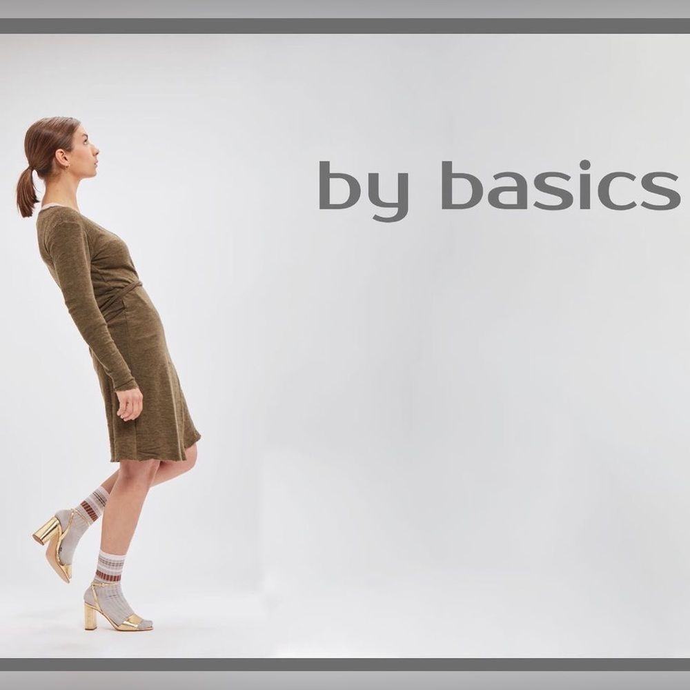 🐑By Basics🐑 Merino Wool Wrap Dress - Picture 10 of 14